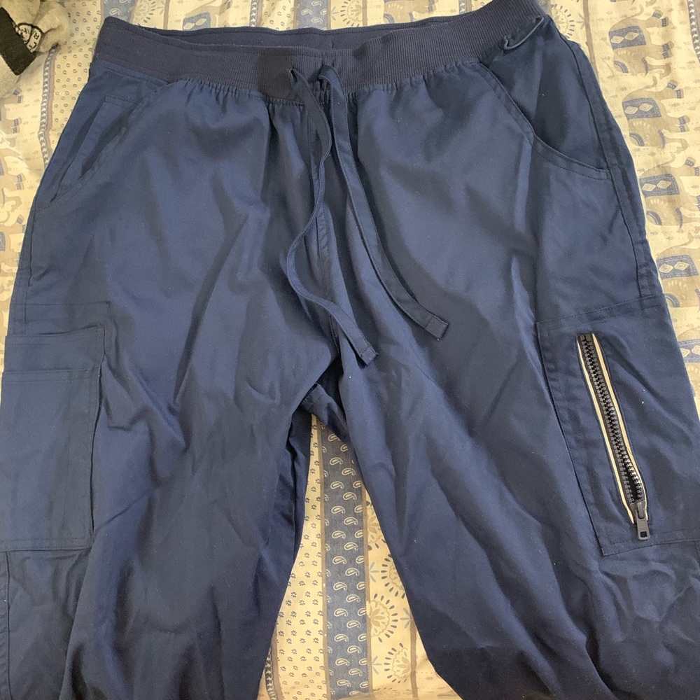 Scrub pants